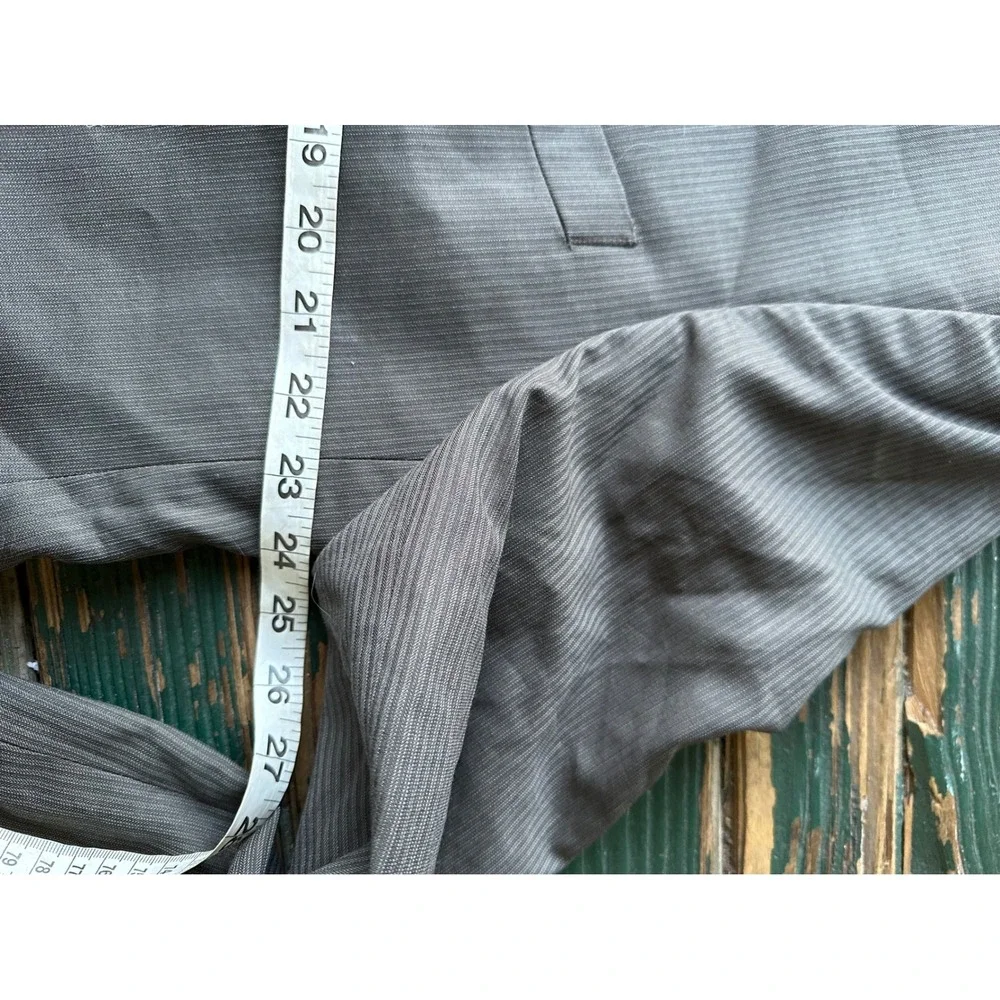 Joseph & Feiss Mens Gray Pinstripe Wool Blend Blazer Sport Coat 44 Short